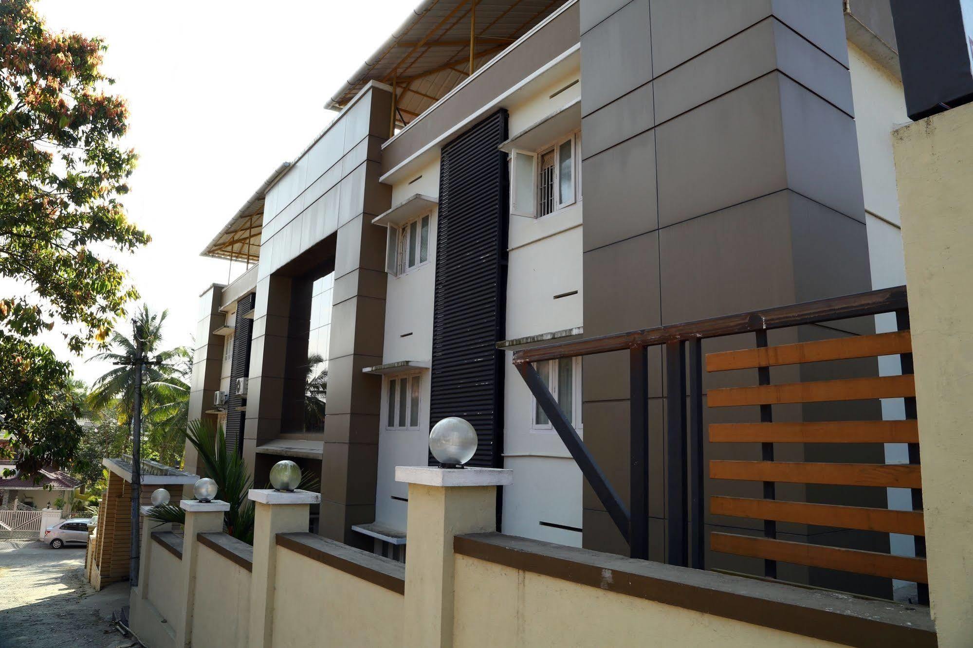 Wayanad Cliff Hotels Apartments Kalpatta Exterior foto
