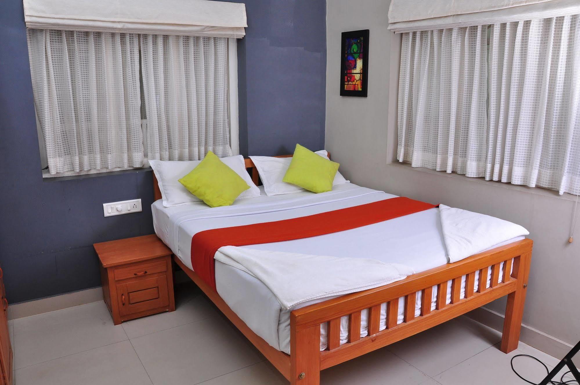 Wayanad Cliff Hotels Apartments Kalpatta Exterior foto
